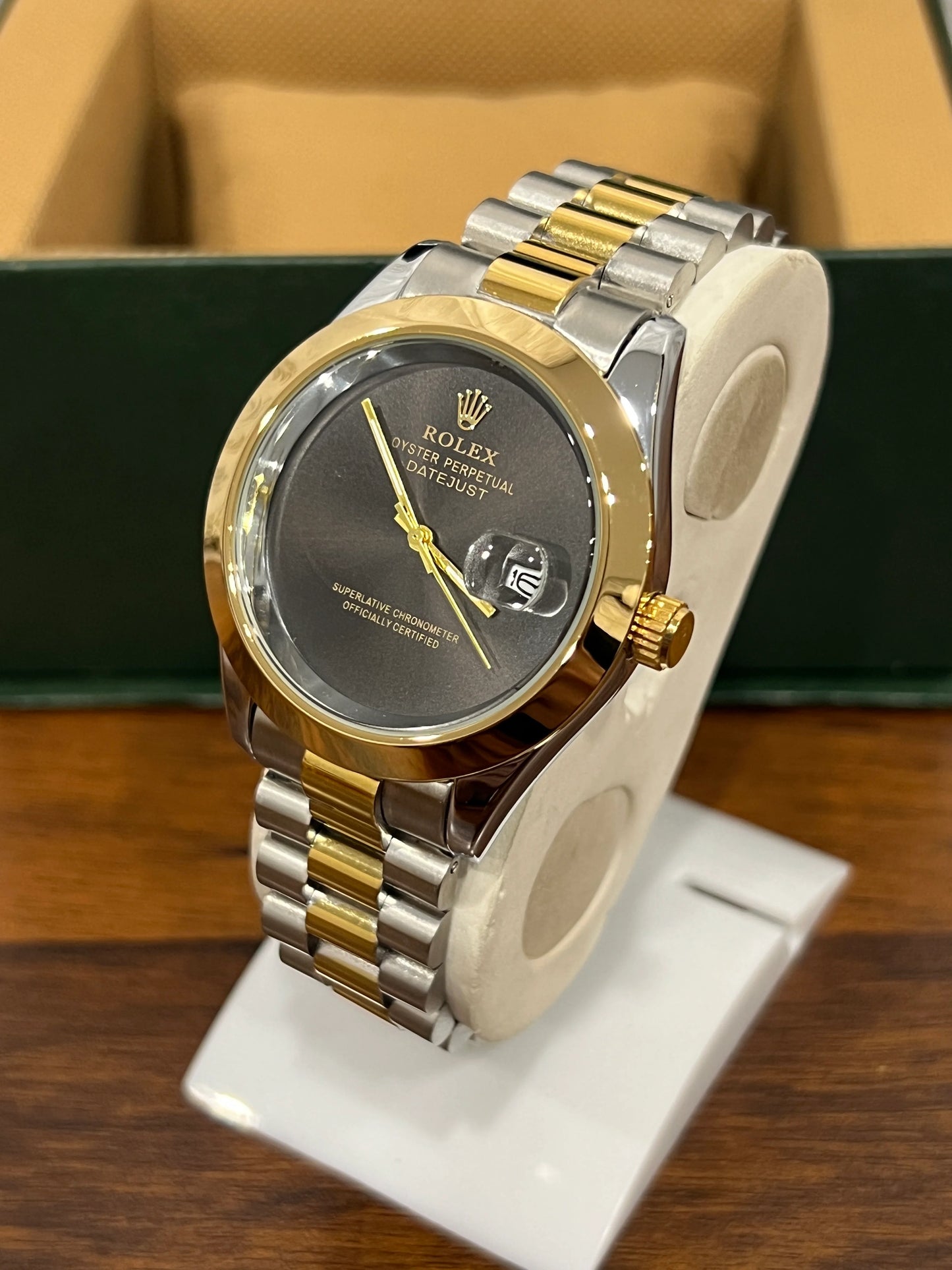 RLX - DD Black&Gold Roman